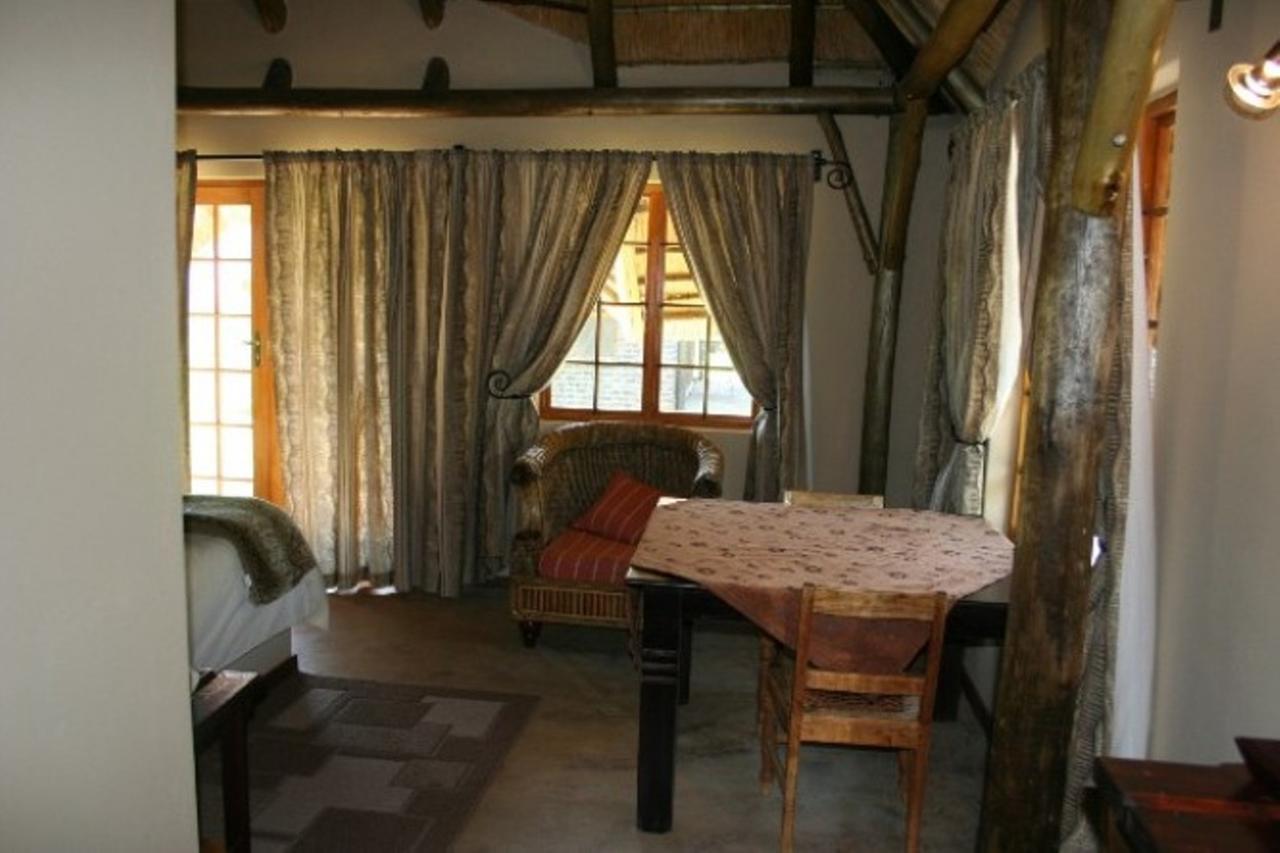 African Flair Country Lodge Piet Retief Buitenkant foto