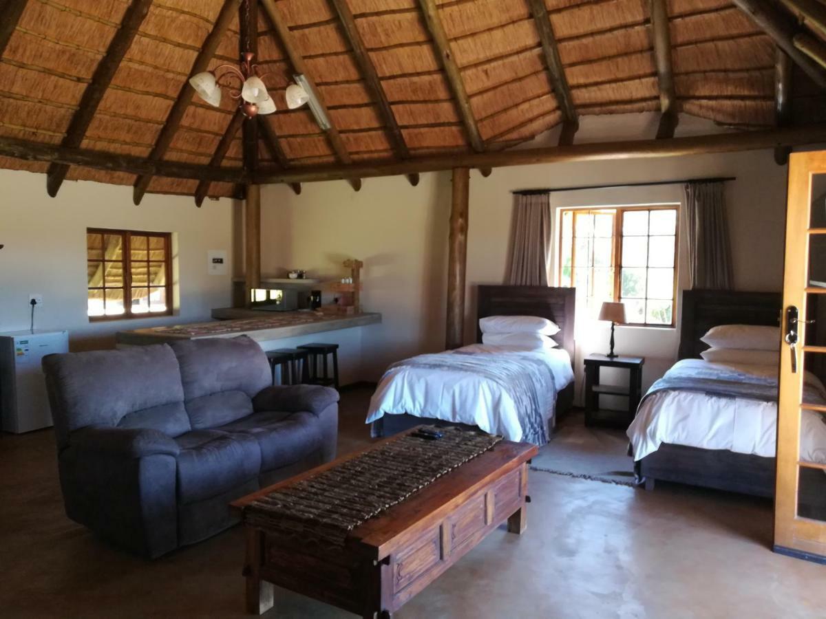 African Flair Country Lodge Piet Retief Buitenkant foto